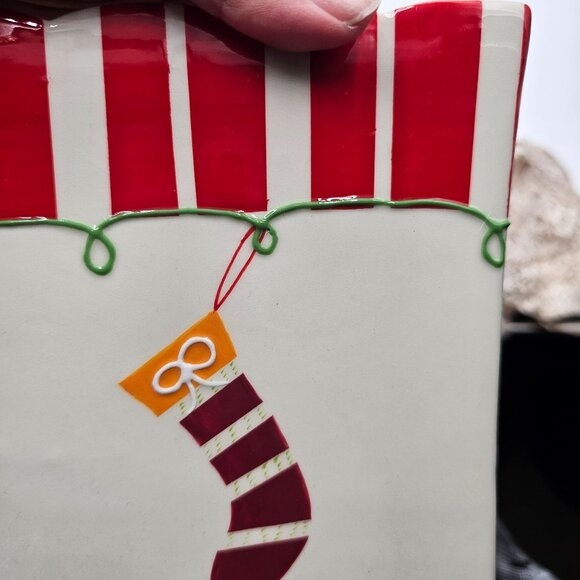 VTG Set Of 3 Holiday Food Safe Ceramic Stacking Containers Christmas Decor - Picture 15 of 16